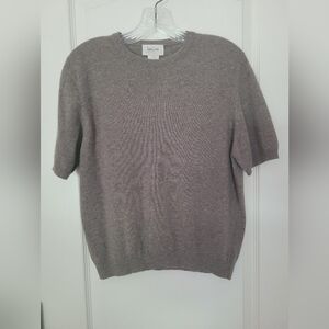 Neiman Marcus Cashmere Short Sleeved Grey Sweater